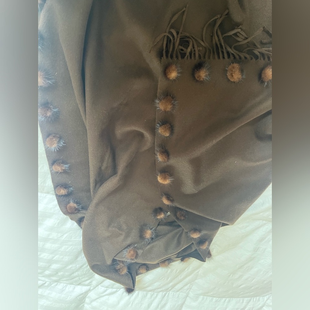 100% Cashmere Mink Pom Pom Scarf Brown Luxury Winter Wrap
